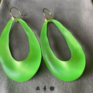 Alexis Bittar | Lucite Link Wire Earring (Neon Green)
